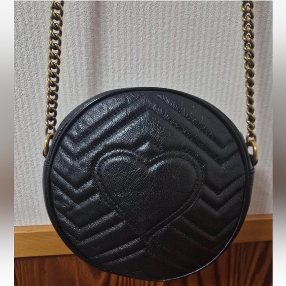 Gucci Black Chevron Leather Crossbody Bag - Picture 2 of 8